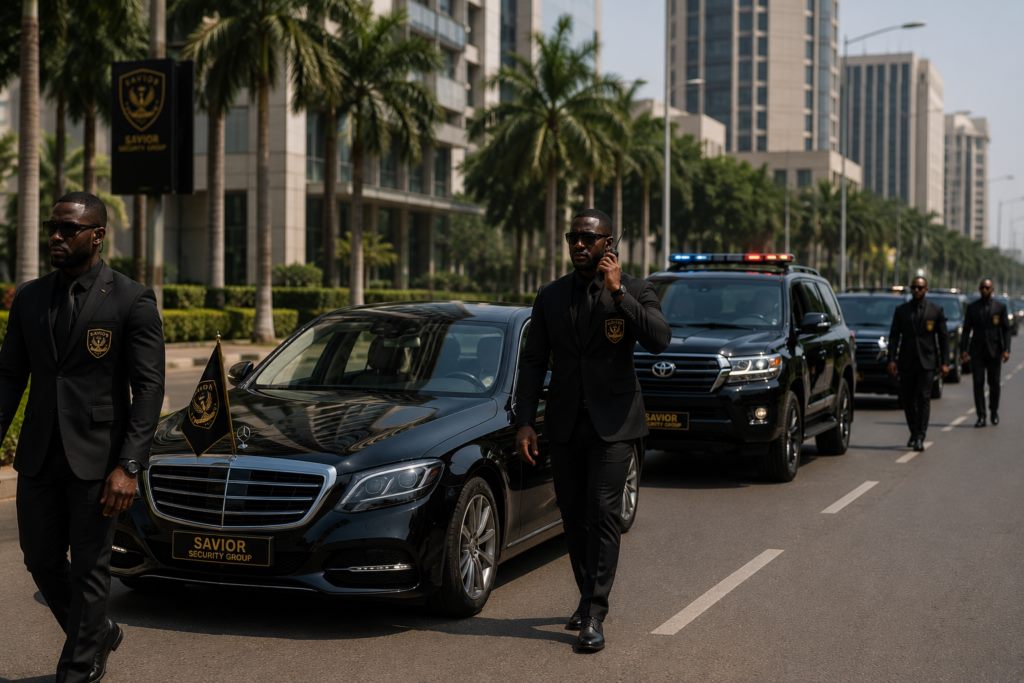 Convoi de protection rapprochée SAVIOR SECURITY GROUP escortant un véhicule officiel